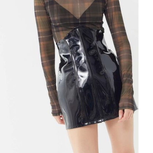SOLD ON DEPOP From GRAYSCALE vinyl latex corset skirt - Picture 2 of 6